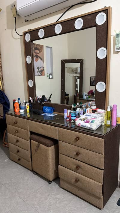 Dressing Table / Makeup Vanity for sale