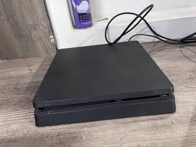 PlayStation 4 Slim