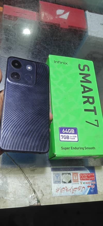 Infinix smart 7   4+3+64gb Sath box ha chgar nhi ha