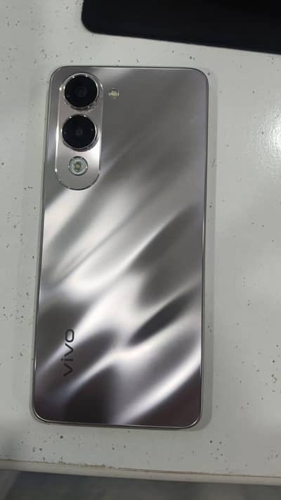 vivo y04
