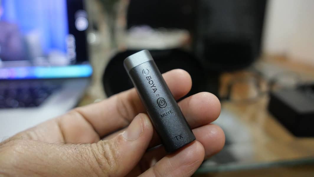 BOYA wireless microphone 4