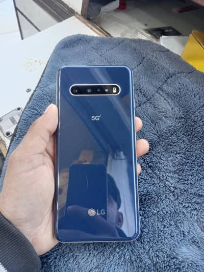 LG v60