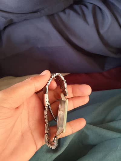 quartz watch for sale 8/10 condition