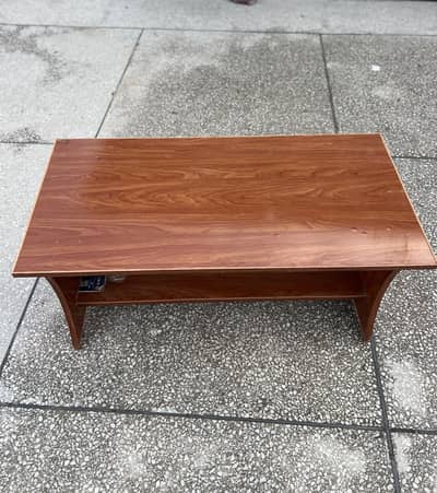 Coffee / Center Table