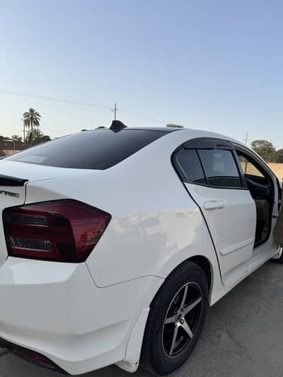 Honda city 1.3 20/21