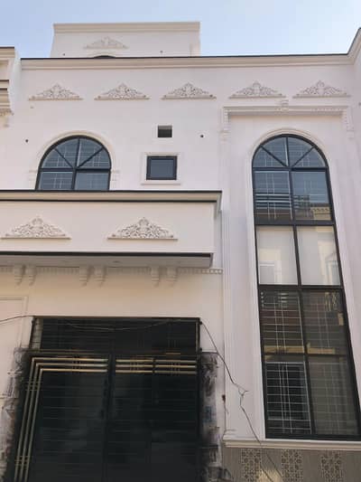 4.5-Marla Triple Storey House For Sale