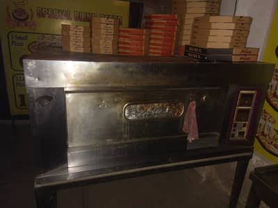 pizza setup with shop