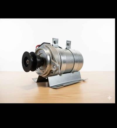 Heavy 12v DC motor full size