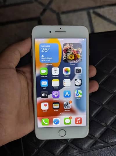 iphone 7 plus 128 GB my WhatsApp number 0320-24-100-47