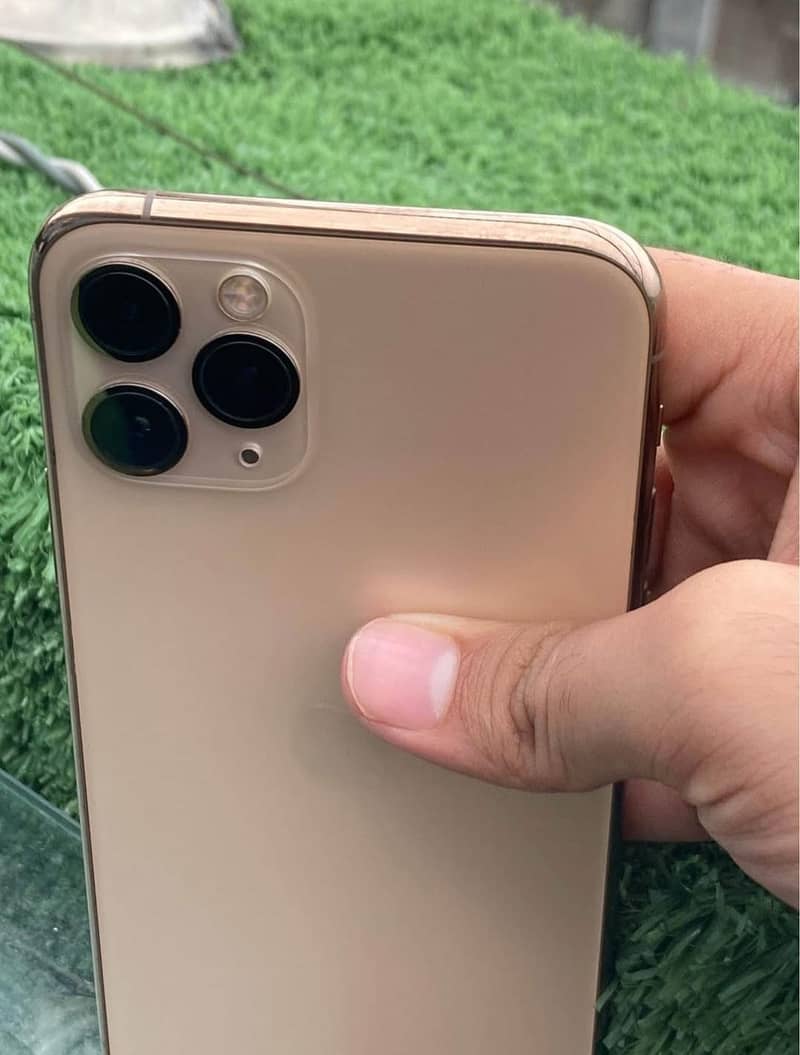 iphone 11 pro 1