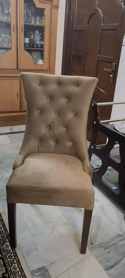 8 seaters dining table