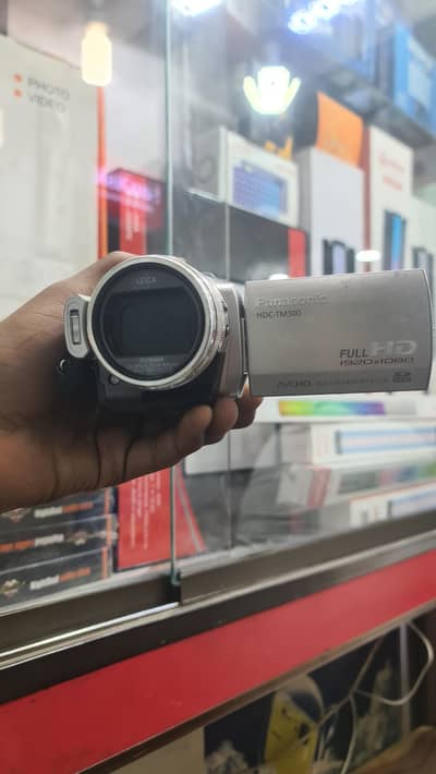 panasonic HDC-TM300 FULL HD =1920x1080