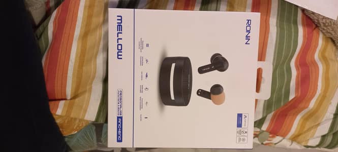 RONIN mellow airbuds (FACTORY BOUGHT FRESH PIECE)