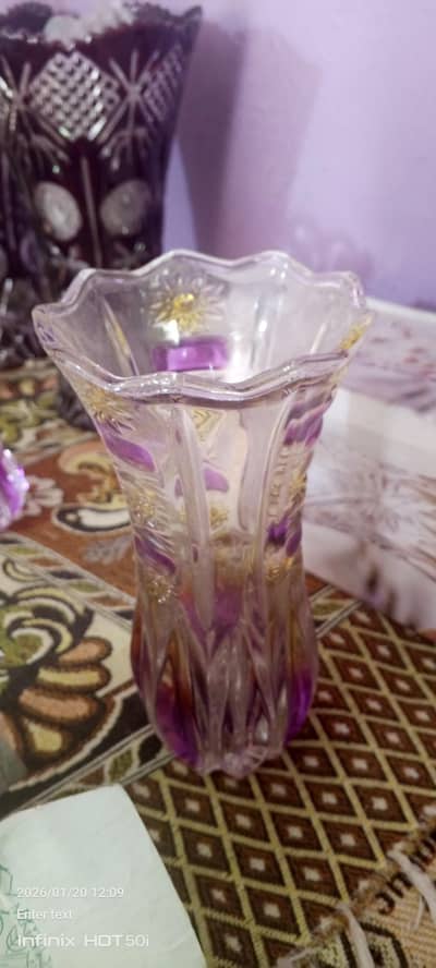 glass vases in two size large and medium size