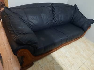 5 Seater Used Sofa for sale. Price: 40000/rs
