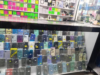 Mobile Shop Glass Display Counter – Premium Quality (For Sale)