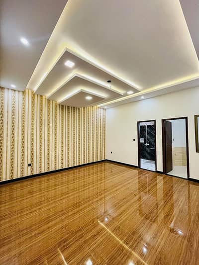 400 Yards Commercial Main Road Ground floor