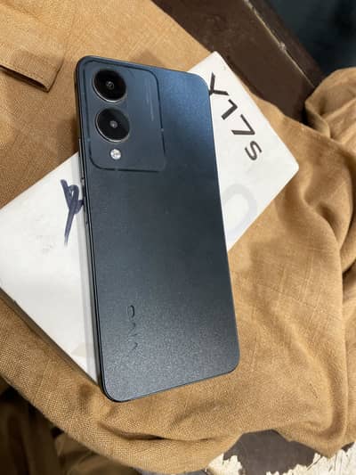 Vivo y17s 6/128 all ok phone with box and charger