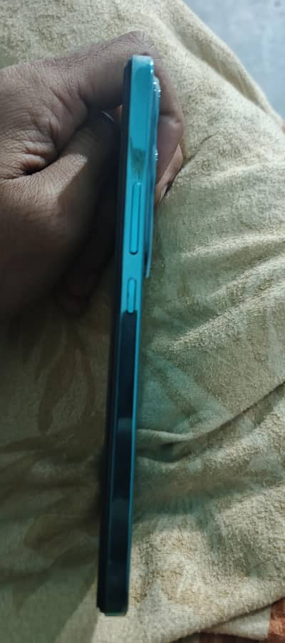 vivo Y200 10/10 box charger