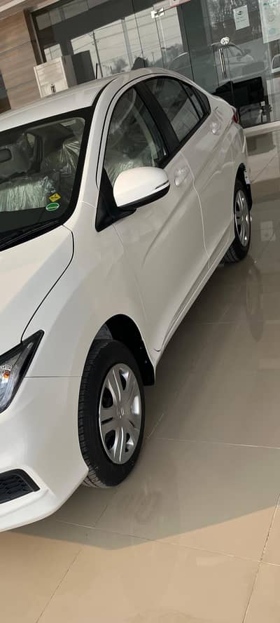 Brand new Honda city unused tyres available 175/65/15R