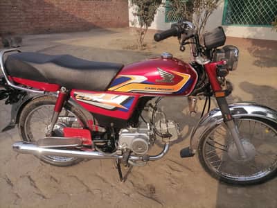 Honda 70cd god condition 24/25  hai