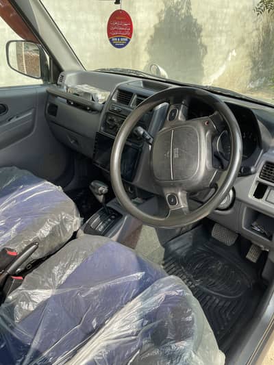 Mini pajero 90% original 660cc automatic lcd back camera