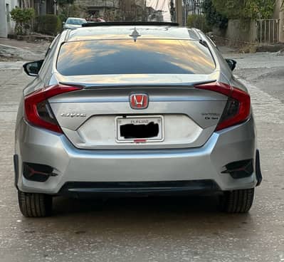 Honda civic 2016 ug urgent sale 3335422462