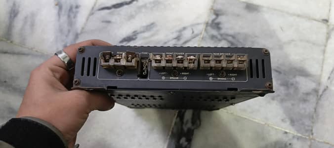 sc-2000.4(Ab) amplifier