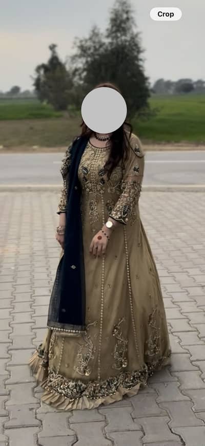 4-5hr used engagement dress