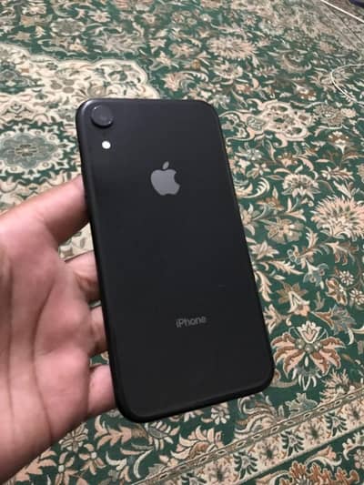iphone XR non pta factory unlocked black clour  128 bh 84