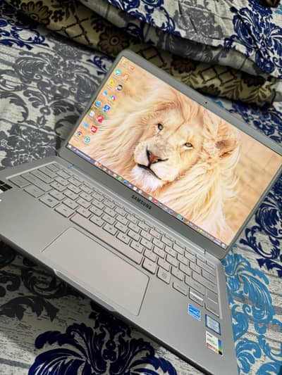 Samsung Laptop Core i7 7th Generation