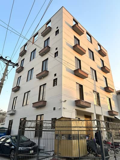 Brand New 10 Marla Floor Available For Rent In Johar Town