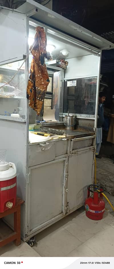 shawarma counter