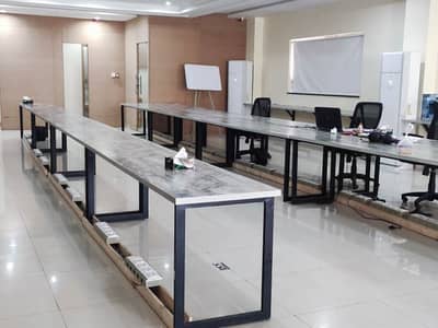 10 Marla Building Available For Rent