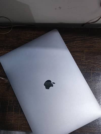 MacBook Pro 2019 16"