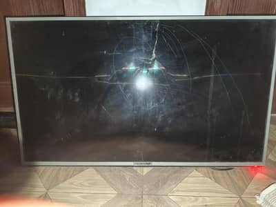 Samsung 40 Inch Led Tv Broken screen 03295445462