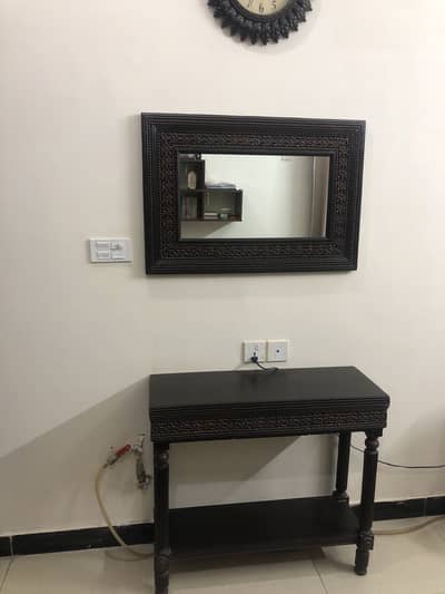 Dressing table