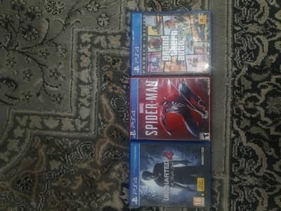 ps4 game (spiderman,GTA v, uncharted 4)