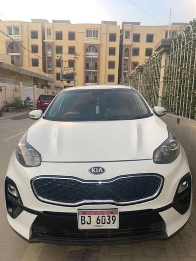 Kia sportage FWD  10/10 condition