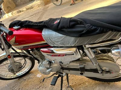 Honda CG 125 2025