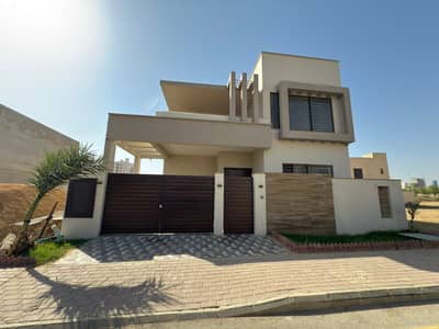 272 Sq Yd Luxury Villa For Sale Precinct 8, Near Grand Jamia Mosque, Bahria Town Karachi A+ Construction | 5 Bedrooms, Drawing, Dining, TV Lounge & American Kitchen 5 Min from Main Gate | Near Park, Mosque, Schools & Commercial.