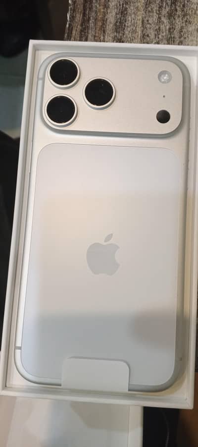 iphone 17 pro max 256gb silver
