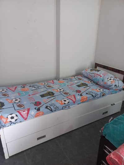 bed and study table