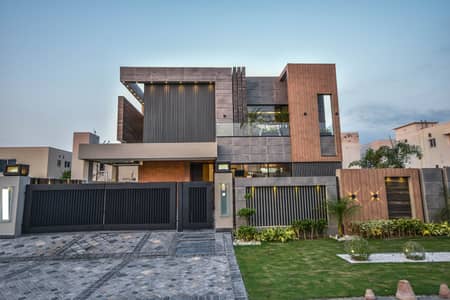 01 KANAL DOUBLE UNIT WELL DESIGN HOUSE FOR SALE IN DHA PHASE 8 EX AIR AVENUE