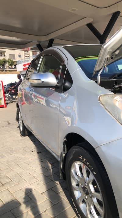 Toyota Vitz 2007