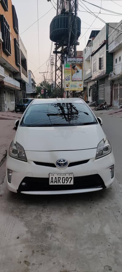 Prius 2012 G touring Leather selection