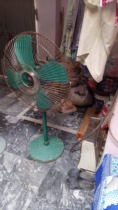 pedistal fans for sale