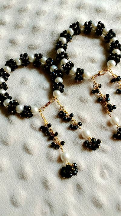 beautiful black gajre earring