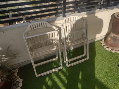 CHAIRS/PLASTIC CHAIRS/ FOLDING CHAIRS/CHAIR