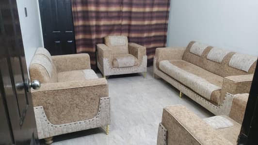 7 seater sofe set new condition